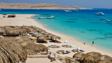Mahmya Giftun Island sunset with snorkeling cruise and beach in Hurghada